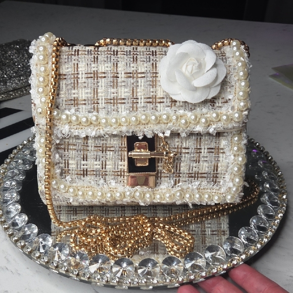 Handbags - Tweed Camillia Flower Pearl Cream Crossbody Bag